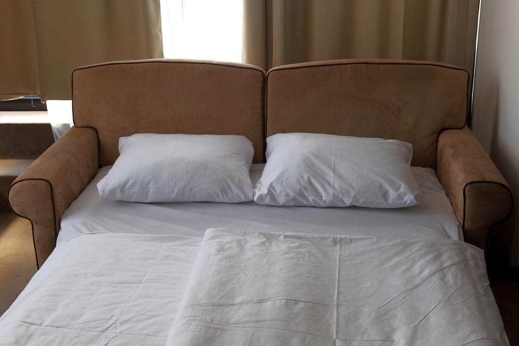 פוסטוינה Hotel Kras מראה חיצוני תמונה